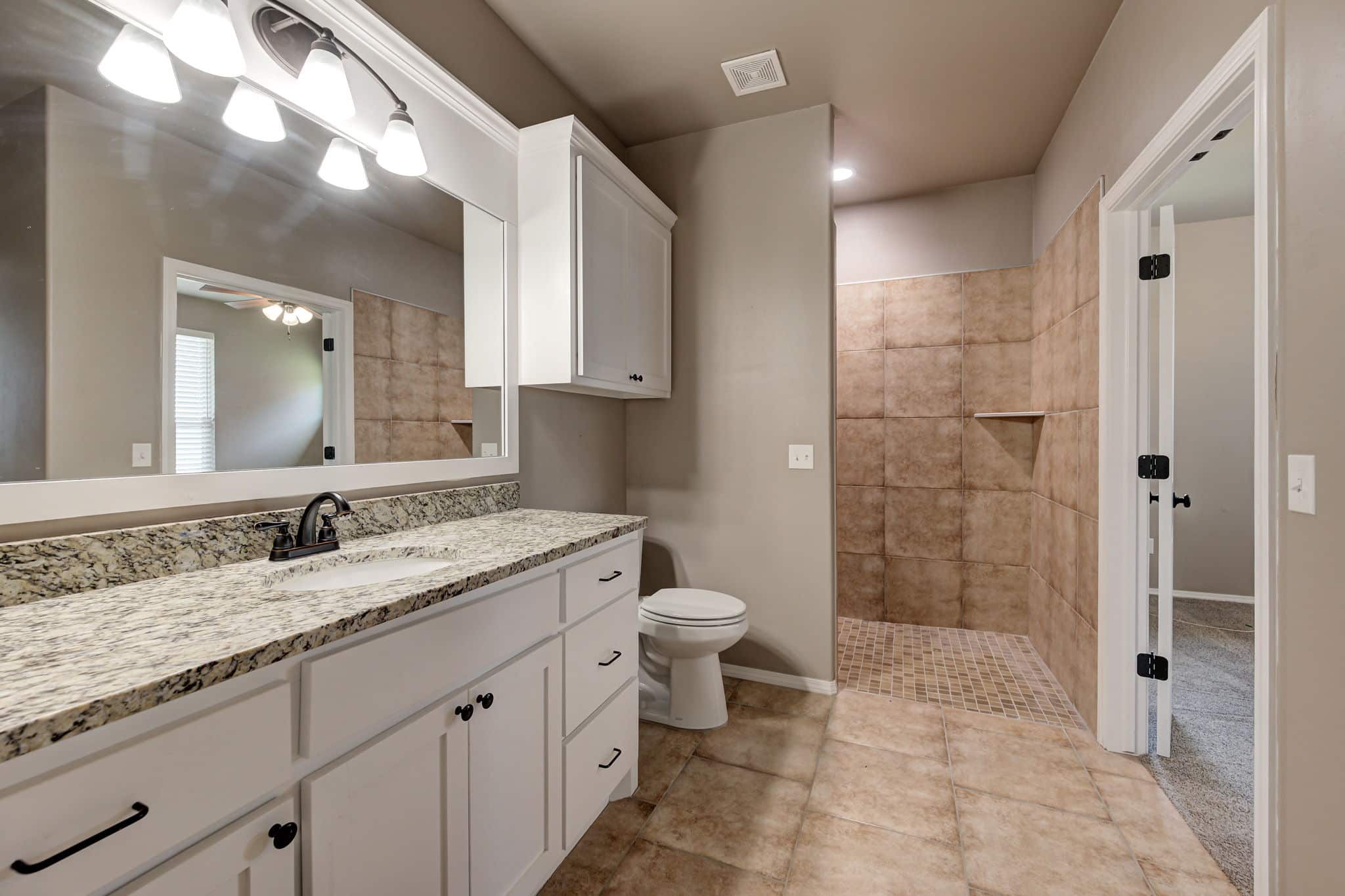 Bath Room Stone Hollow Large One or Two Bed Room, Oklahoma Norman Noble Active Senior Community