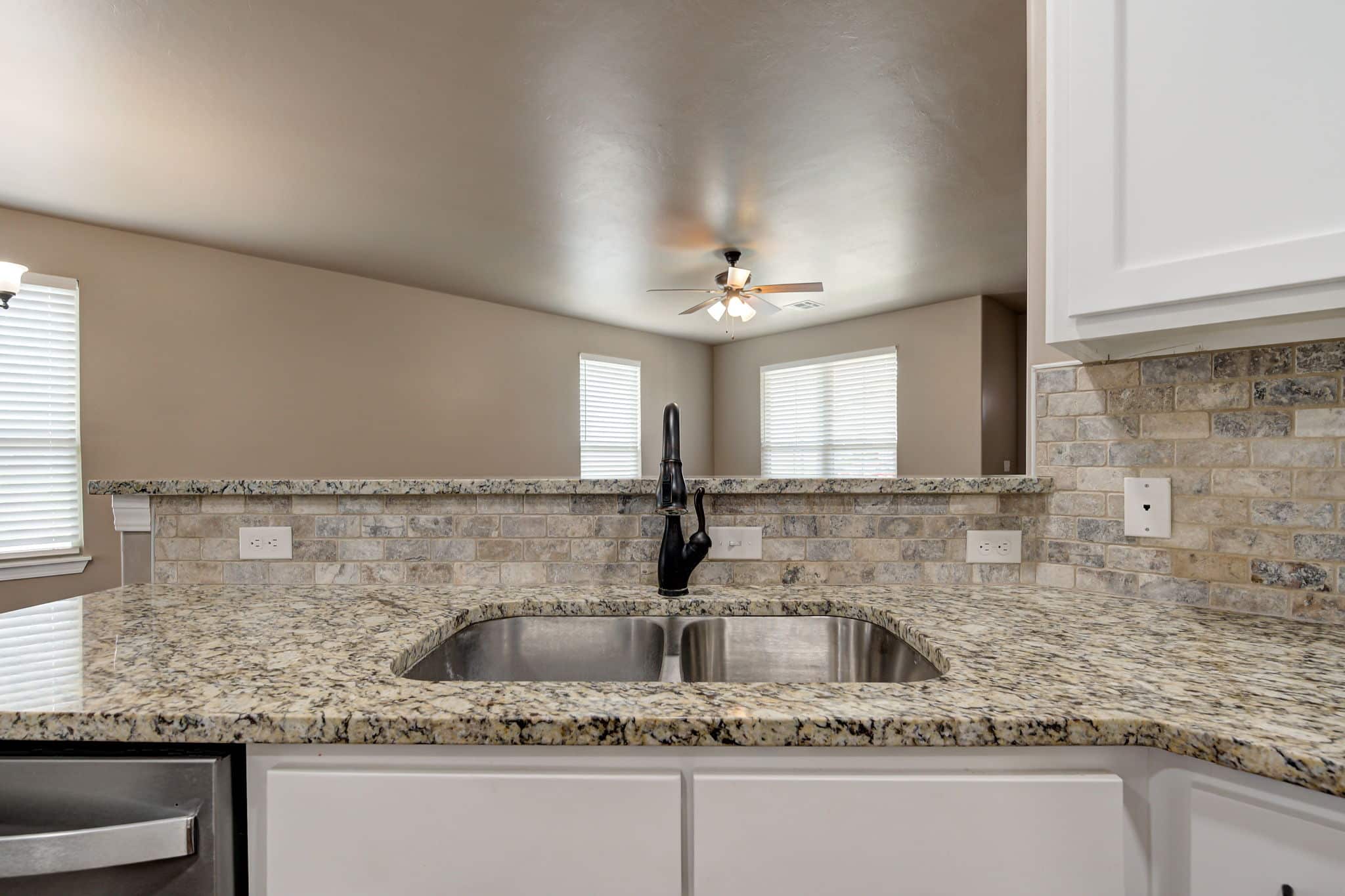 Kitchen Stone Hollow Large One or Two Bed Room, Oklahoma Norman Noble Active Senior Community